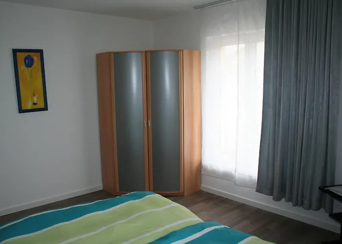 Zur Stadtmauer * バート・ベルクツァーバーン