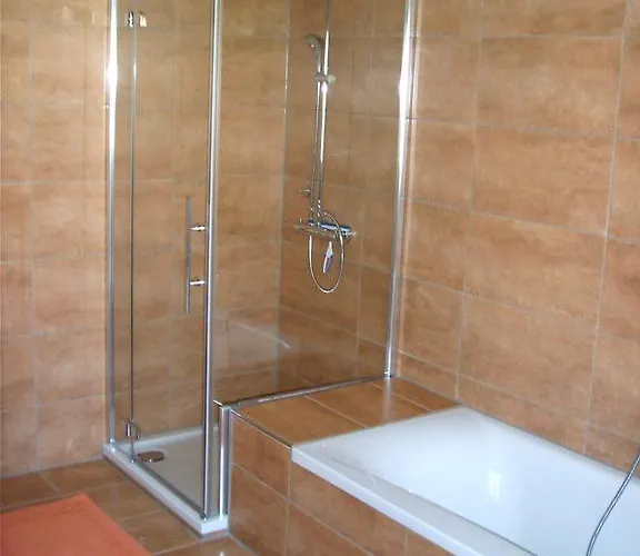 Zur Stadtmauer アパート バート・ベルクツァーバーン